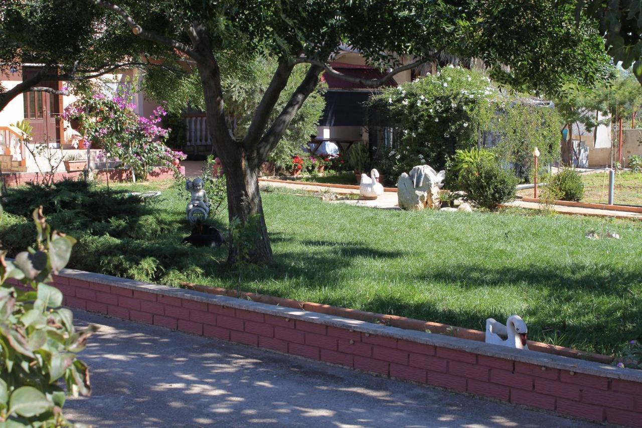 Apartments For Families With Children Privlaka, Zadar - 5747 Exterior foto