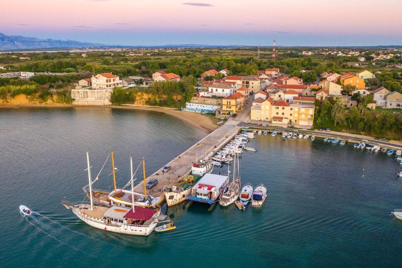 Apartments For Families With Children Privlaka, Zadar - 5747 Exterior foto